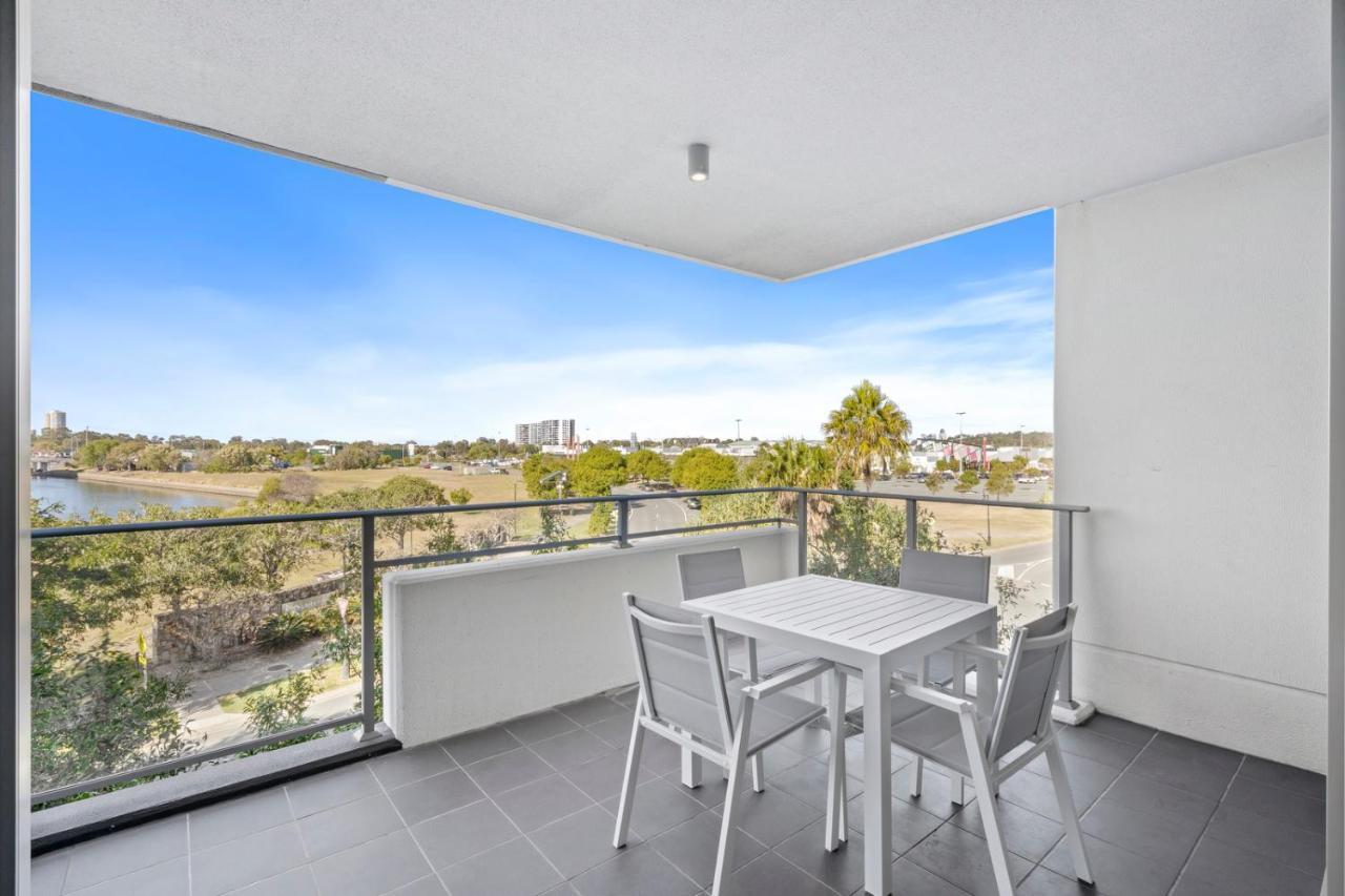 Harbour Quays Apartments 골드코스트 외부 사진