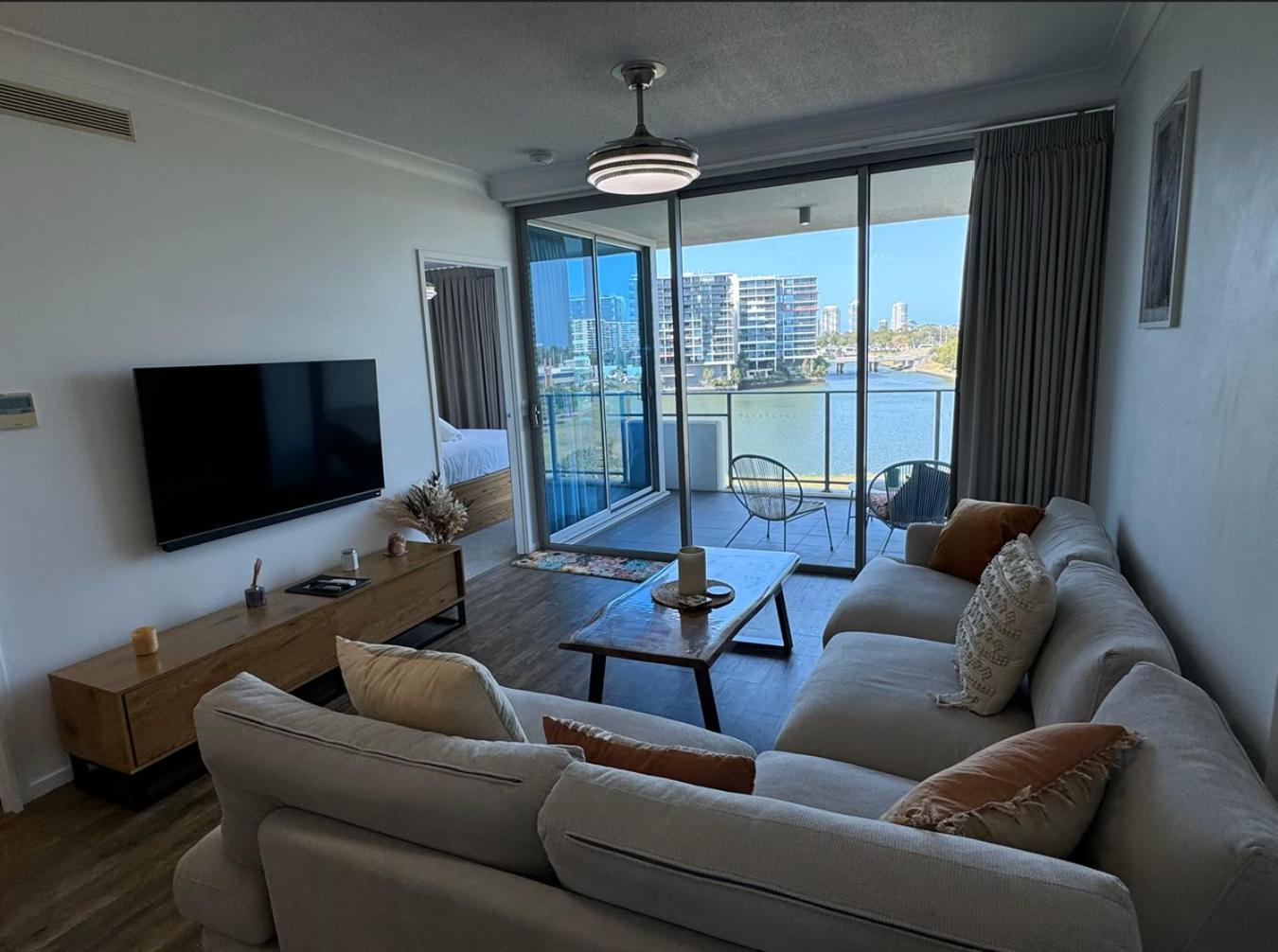 Harbour Quays Apartments 골드코스트 외부 사진
